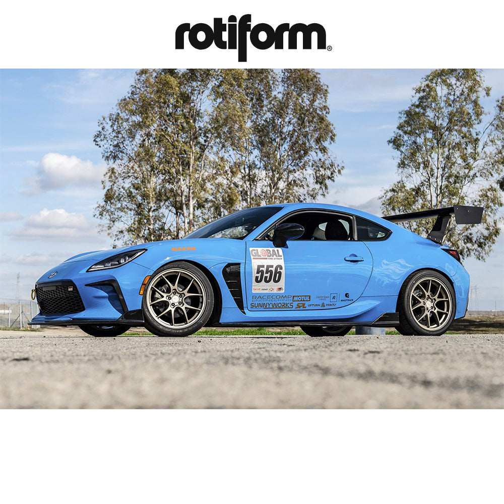アウディＡ５スポーツバック(Audi A5 Sportback)用 ロティフォーム LTN-J 19x9.5J ET 30 フロント&リア グロスゴールド ホイール４本セット Rotiform LTN-J 19X9.5 5X112 66 +30 G-GOLD (消費税、送料込み)