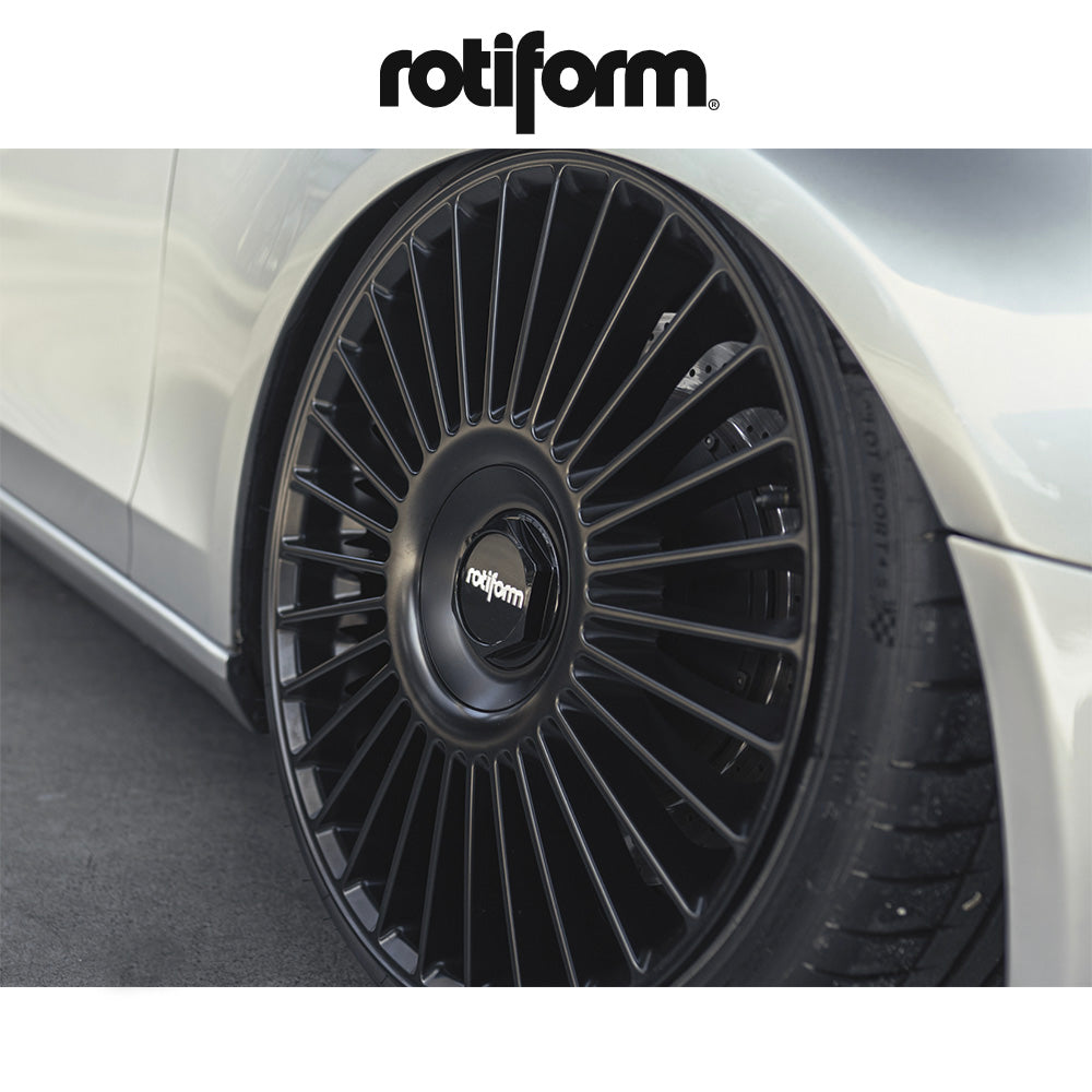 アウディ Ａ４用 ロティフォーム GRZ 20x8.5J ET 45 フロント&リア マットブラック ホイール４本セット　Rotiform GRZ 20X8.5 5X112/120 72 +45 M-BLK  (消費税、送料込み)