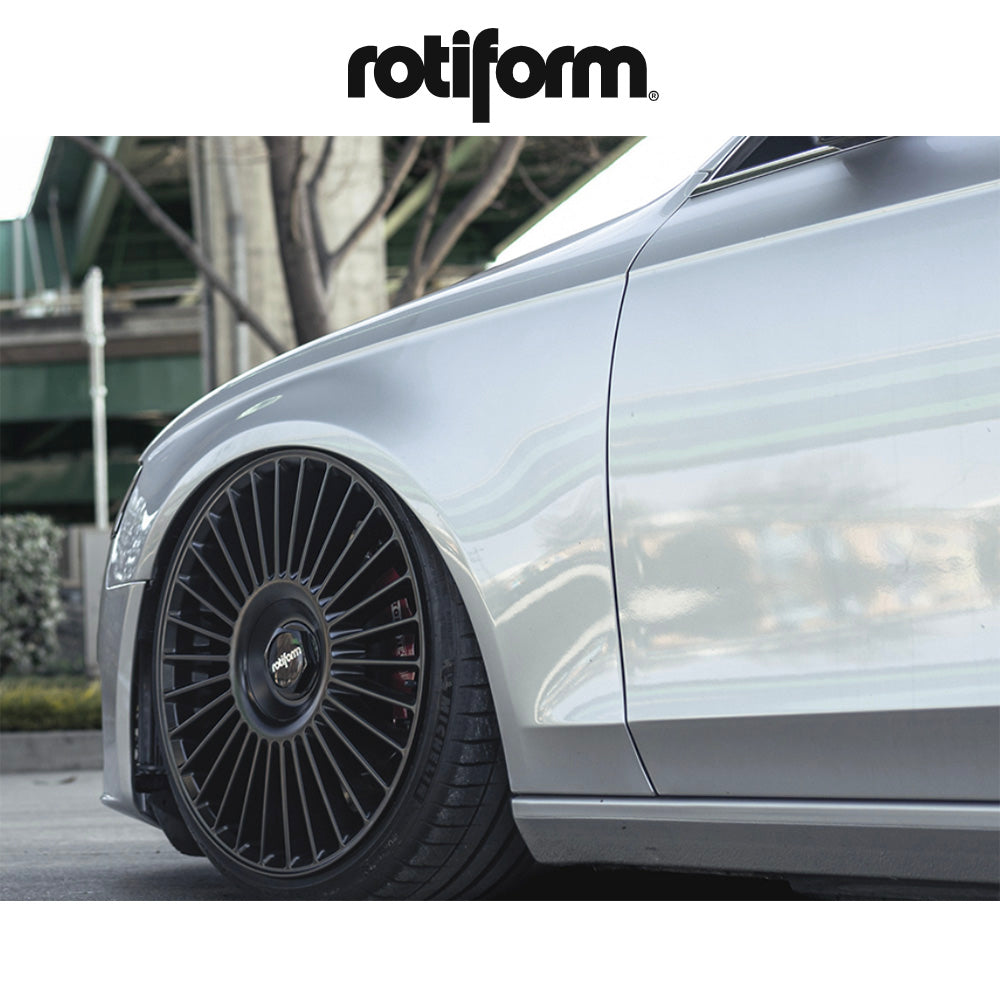 アウディ Ａ４用 ロティフォーム GRZ 20x8.5J ET 45 フロント&リア マットブラック ホイール４本セット　Rotiform GRZ 20X8.5 5X112/120 72 +45 M-BLK  (消費税、送料込み)