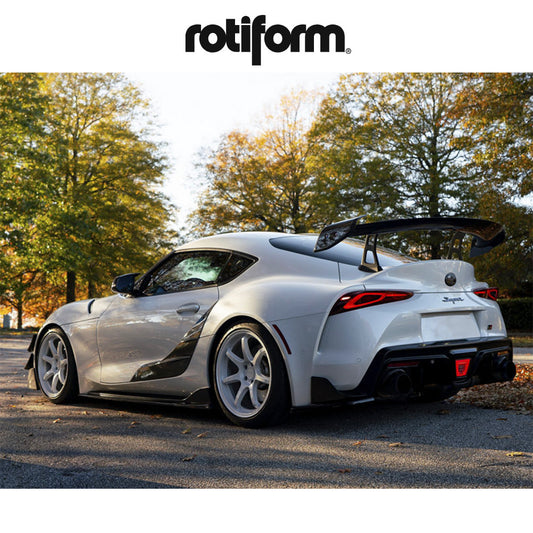トヨタ GR スープラ (Toyota GR Supra)用 ロティフォーム BPU 19x9.5J ET 30 フロント 19x10.5J ET 35 リア グロスホワイトホイール４本セット Rotiform BPU 19X9.5 5X112 66 +30 WHITE /  BPU 19X10.5 5X112 66 +35 WHITE (消費税、送料込み)
