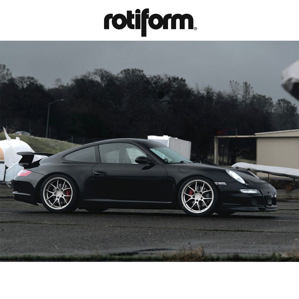 ポルシェ ９１１カレラ(Porsche 911 Carerra)用 ロティフォーム LTN-J 19x8.5J ET 45 フロント、19x11J ET 55 リア マットブラック ホイール４本セット　Rotiform LTN-J 19X8.5 5X130 71 +45 M-BLK / LTN-J 19X11 5X130 71 +55 M-BLK (消費税、送料込み)