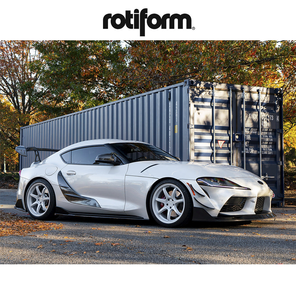 トヨタ GR スープラ (Toyota GR Supra)用 ロティフォーム BPU 19x8.5J ET 25 フロント 19x9.5J ET 30 リア グロスホワイトホイール４本セット Rotiform BPU 19X8.5 5X112 66 +25 WHITE / BPU 19X9.5 5X112 66 +30 WHITE (消費税、送料込み)