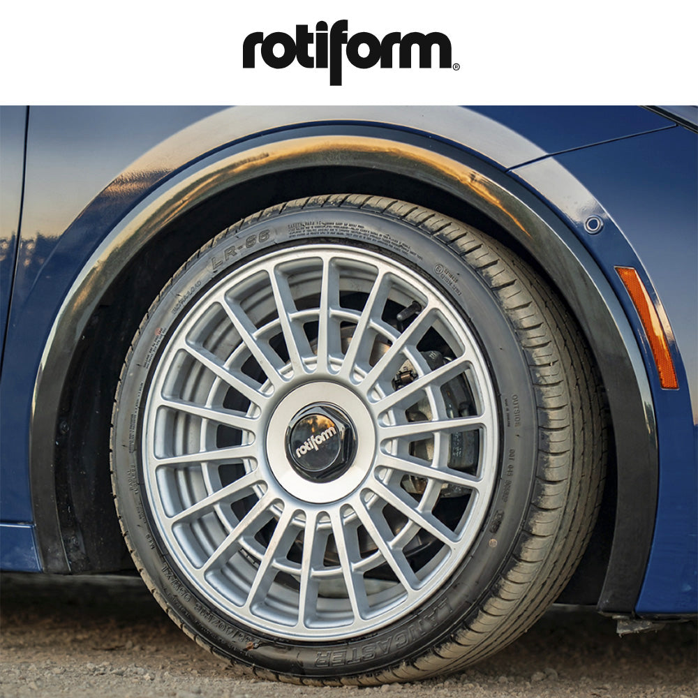 トヨタ カローラスポーツ (Toyota Corolla Sports)用 ロティフォーム LAS-R 18x8.5J ET 35 フロント&リア グロスシルバー ホイール４本セット Rotiform 18X8.5 LAS-R 5X1005X112 SL 6.1 35 70.0 (消費税、送料込み)