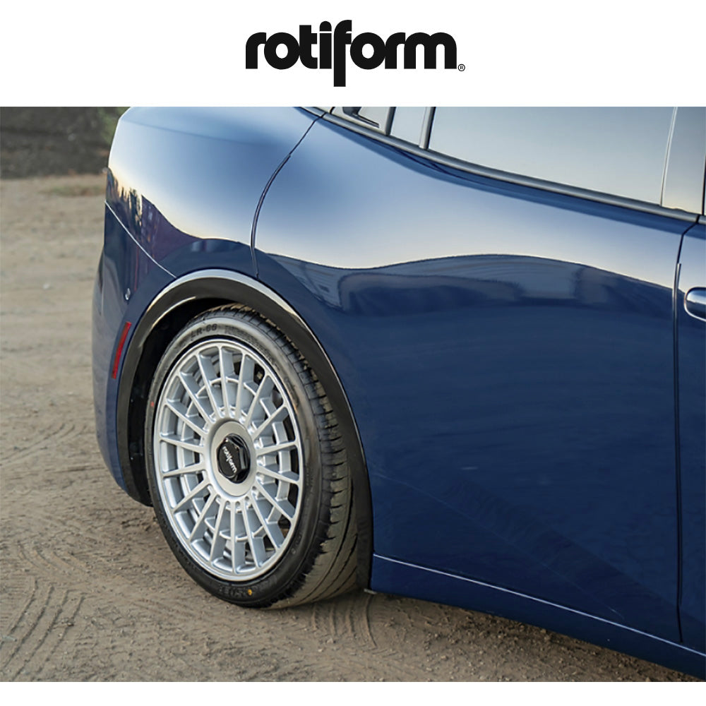 トヨタ カローラスポーツ (Toyota Corolla Sports)用 ロティフォーム LAS-R 18x8.5J ET 35 フロント&リア グロスシルバー ホイール４本セット Rotiform 18X8.5 LAS-R 5X1005X112 SL 6.1 35 70.0 (消費税、送料込み)