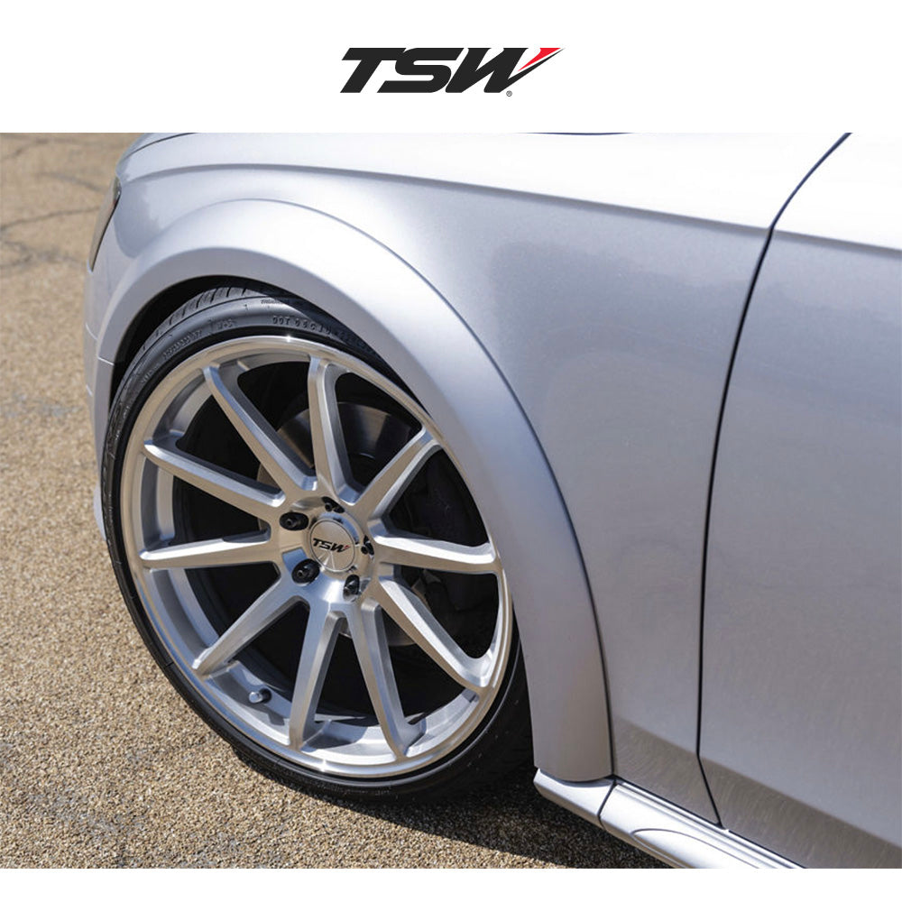 日産 ＧＴ－Ｒ用 TSW カナード 19x8.5J ET 35 フロント、19x10.5 ET 25 リア グロスシルバー／マシーンドフェイス フローフォーミング・アルミニウムホイール４本セット (消費税、送料込み)
