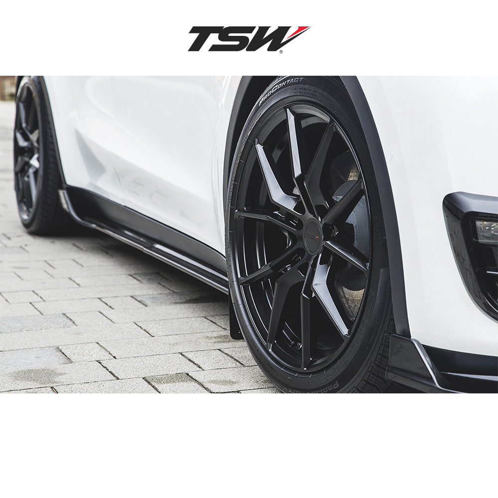トヨタ プリウス(Toyota Prius)用 TSW ネプチューン 18x8J ET 35 フロント&リア セミグロスブラック ホイール４本セット TSW TW NEPTUNE 18X8 5X114 +35 76 S-BLK (消費税、送料込み)