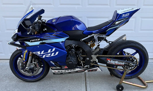 Yamaha R9