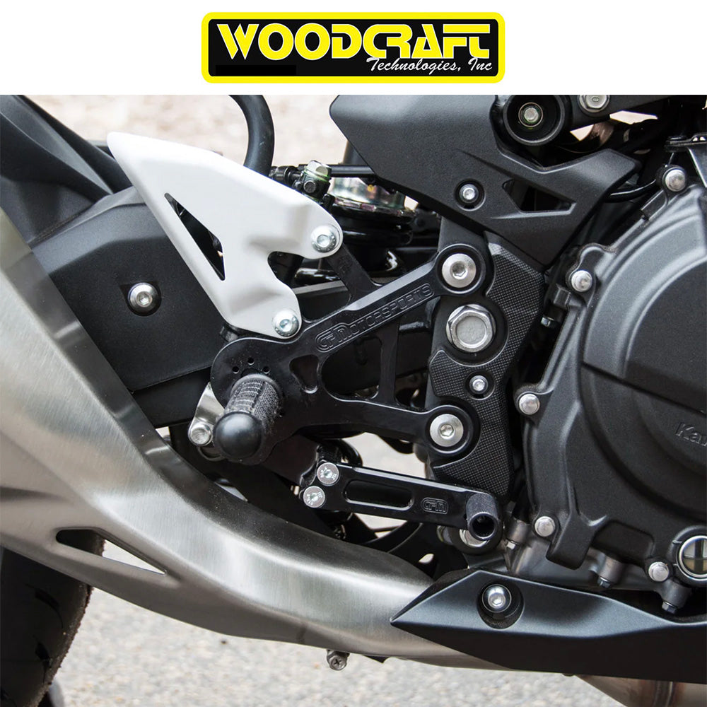 2018-2023年式 カワサキ Ninja400用 ウッドクラフト製 リアセット(専用ブレーキスイッチ付き)　Woodcraft 05-0144B 2018-23 Kawasaki Ninja400, 2019-23 Z400, Ninja500 Complete Rearset (消費税、送料込み)