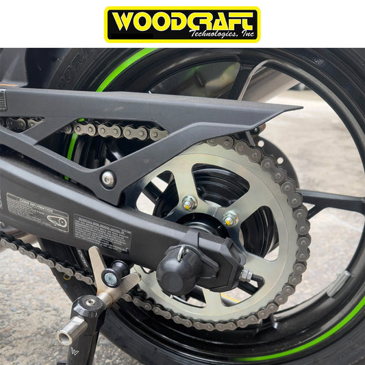カワサキ Ｎｉｎｊａ ４００用 ウッドクラフト製 リアアクスルスライダー　Woodcraft 45-0137R Kawasaki ZX4-RR Rear Axle Slider. Ninja400,Z400 and Ninja500 Front/Rear Axle Slider (消費税、送料込み)