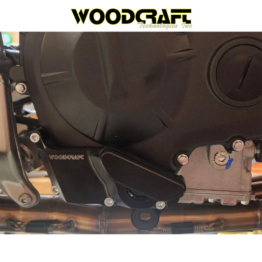 2023-2025年式 カワサキ Ｎｉｎｊａ ＺＸ－４ＲＲ用 ウッドクラフト製クラッチカバープロテクターアセンブリ　Woodcraft 60-0137RC Kawasaki ZX-4RR RHS Clutch Cover Protector Assembly (消費税、送料込み)